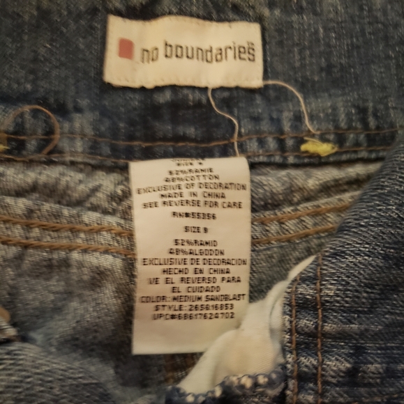 Capris - Picture 2 of 3